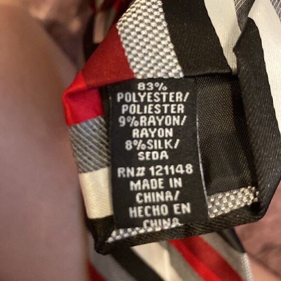 Vintage J. Ferrar Mens Red Black Diagonal Stripe Tie - Picture 5 of 6